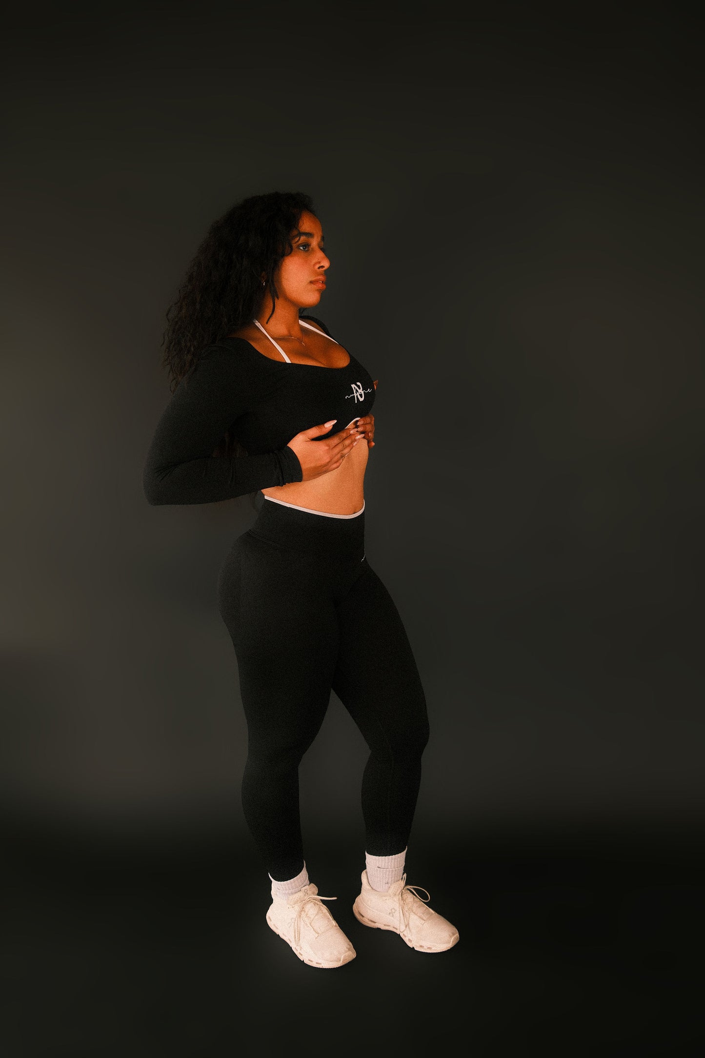 Black Cropped Long-Sleeve
